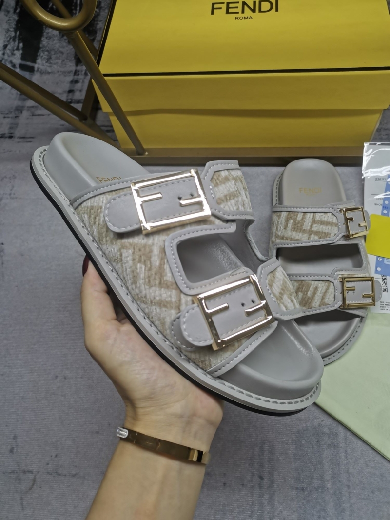 Fendi Slippers